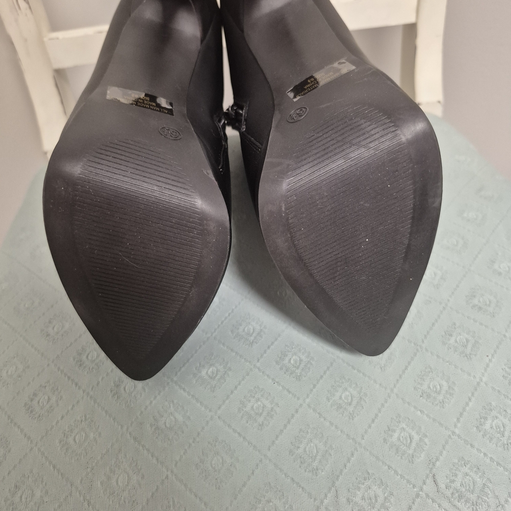 Fashion Nova Sleek Black Heeled Boots - Picture 14 of 14